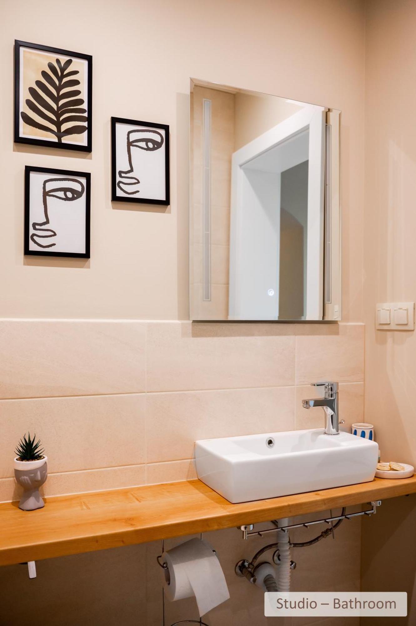 Super Central Stylish Suite & Studio With Shared Terrace By Flat Mаnager Σόφια Εξωτερικό φωτογραφία